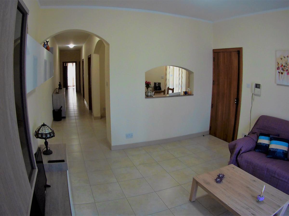 Doms Apartment Tarxien Exterior foto
