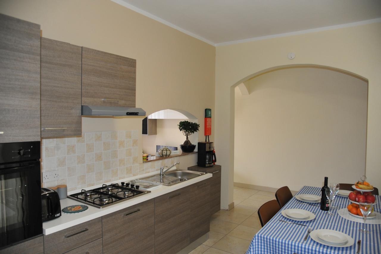 Doms Apartment Tarxien Exterior foto